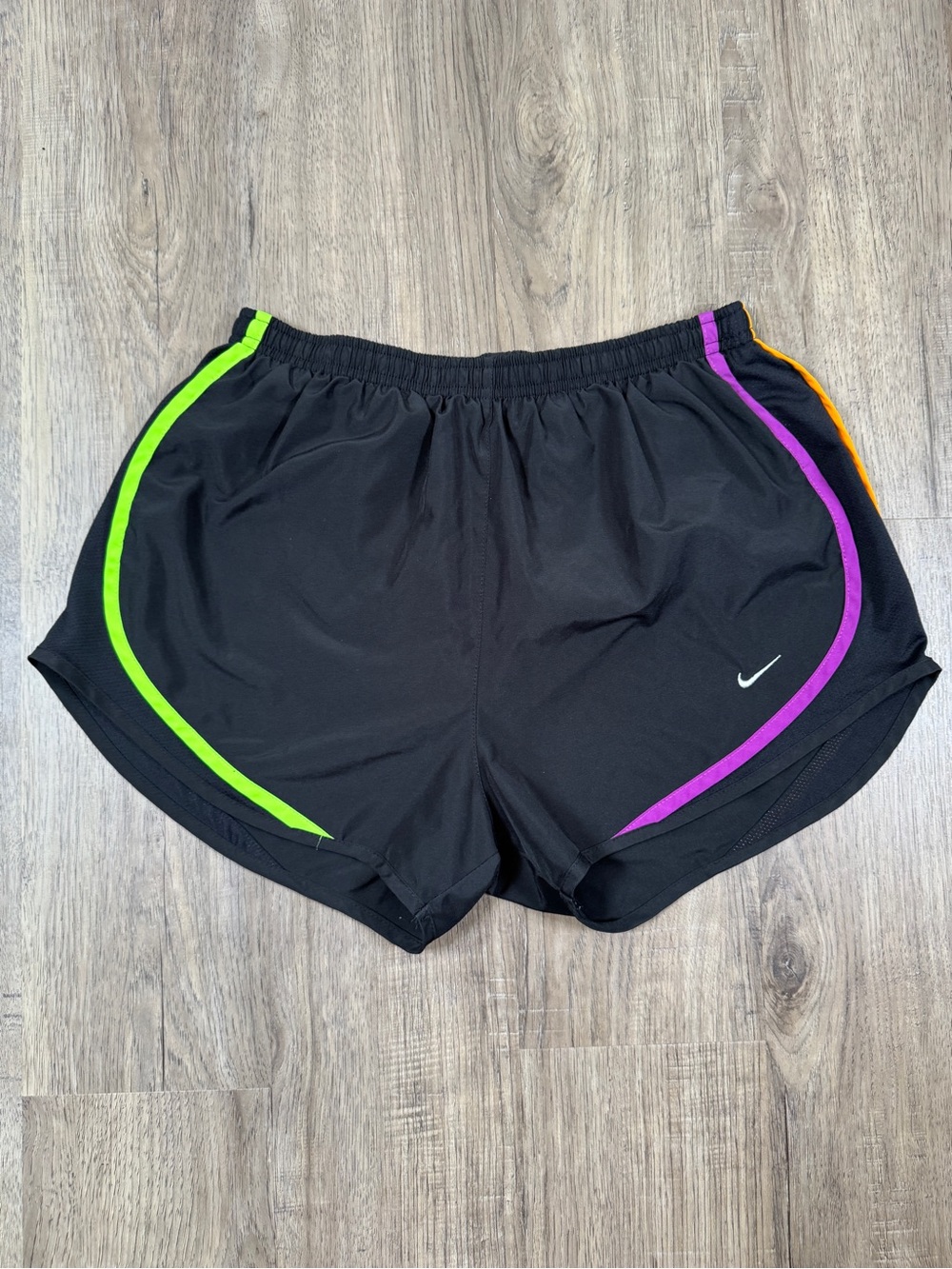 Vintage Nike Dri-FIT Tempo Shorts Black Multicolor Trim M - Picture 1 of 9